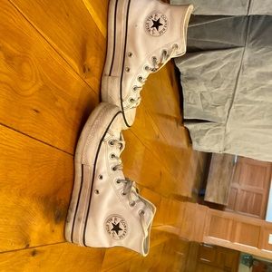 selling used leather platform converse SIZE: 7.5